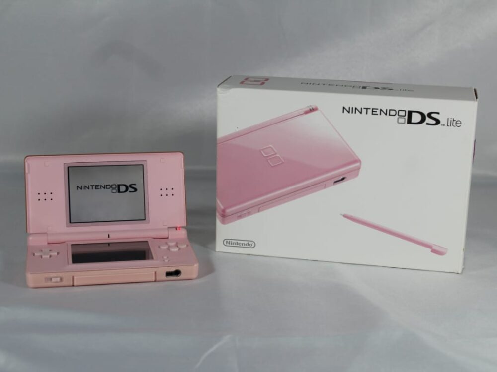 Nintendo DS Lite Handheld Console (Pink)