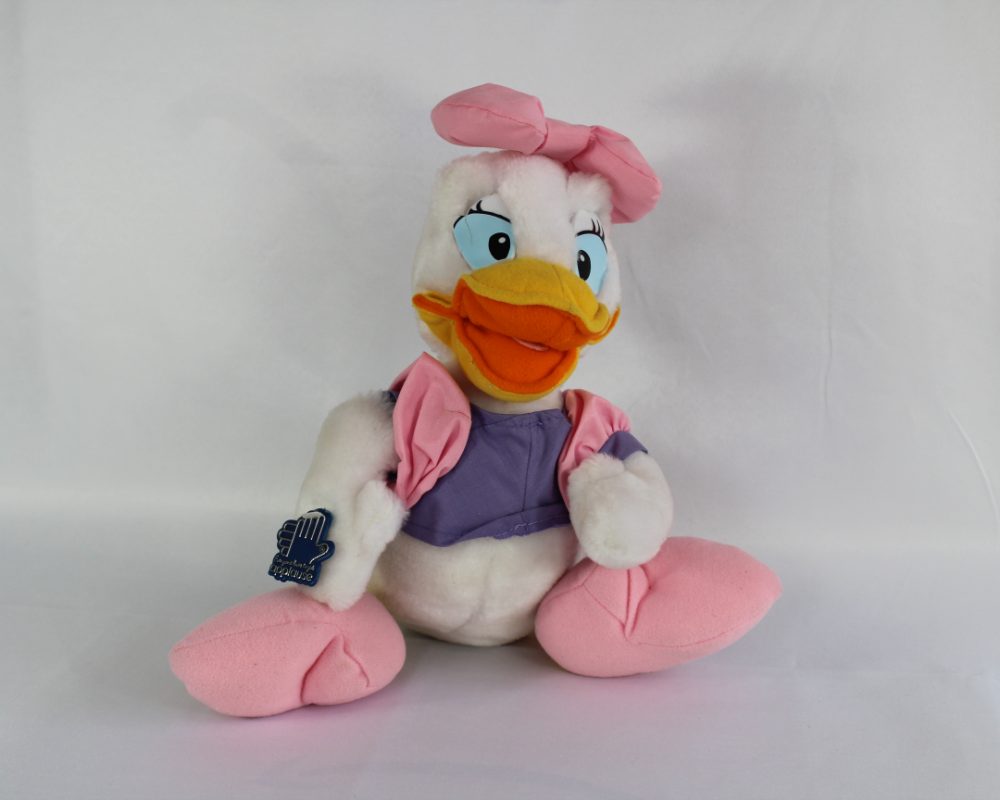 Daisy Duck Plush Toy – Applause, The Walt Disney Company