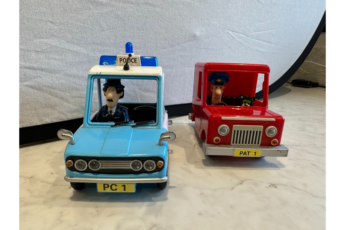 Postman Pat Jess And Pc Selby Figures With Vehicles Curiosity Classics